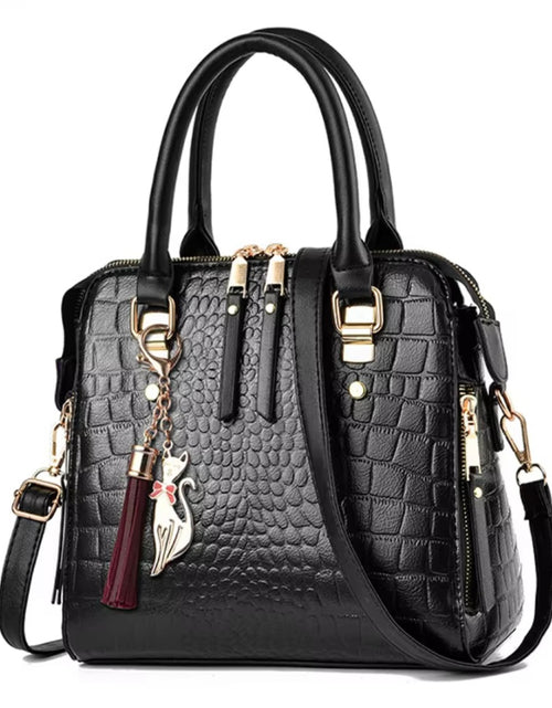 Load image into Gallery viewer, Luxury Crocodile Pattern Handbag Women Winter New PU Leather Tassel Shoulder Bag Brands Design Handle Bag Lady Purse
